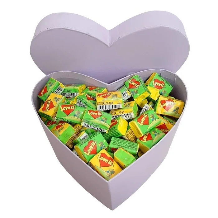 Жвачка Love Is