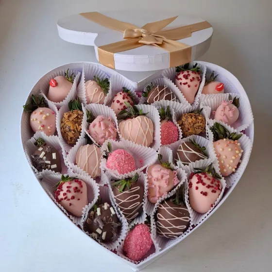 Клубника в шоколаде Микс