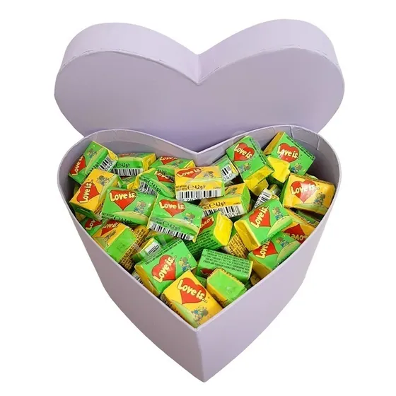 Жвачка Love Is